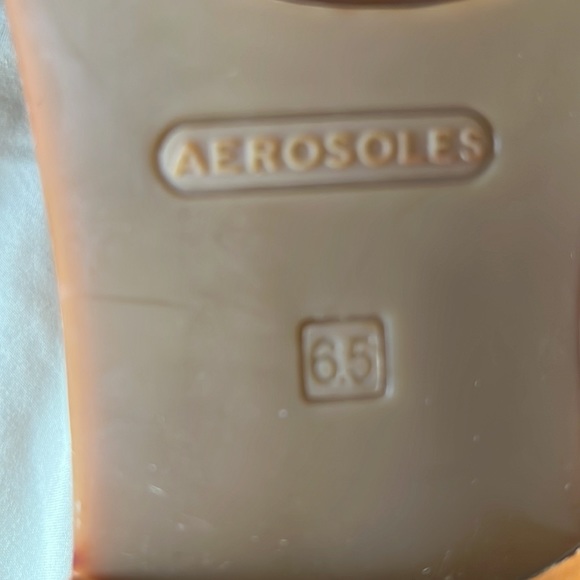 AEROSOLES SHOES - Picture 2 of 5